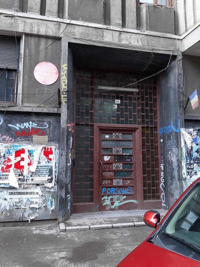 Carol 51 Hostel Bucharest Exterior photo