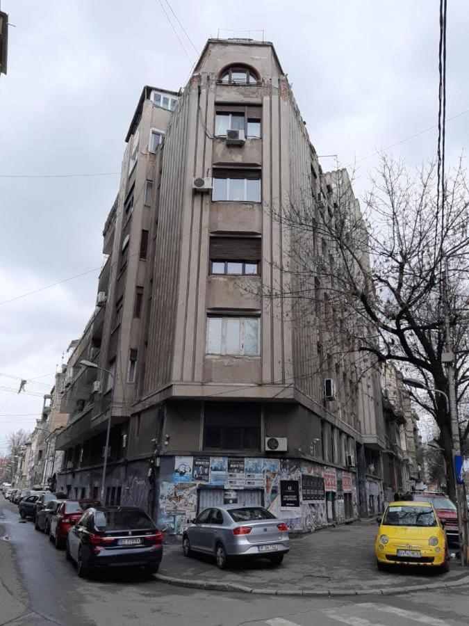 Carol 51 Hostel Bucharest Exterior photo